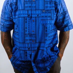 Men's Blue Geometric Short-Sleeve Button-Down Shirt